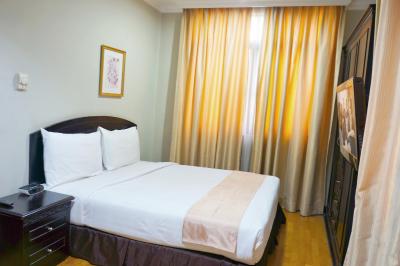 پوری دنپاسار