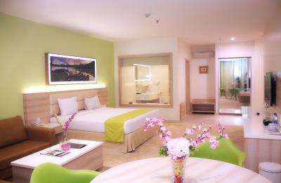 پوری دنپاسار