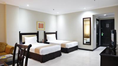 پوری دنپاسار