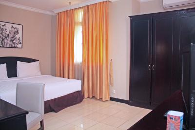 پوری دنپاسار