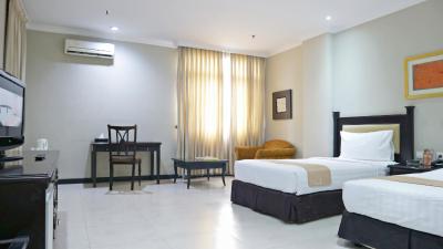 پوری دنپاسار