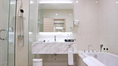 پوری دنپاسار