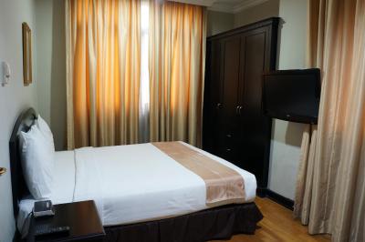 پوری دنپاسار