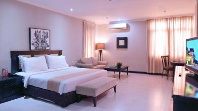 پوری دنپاسار