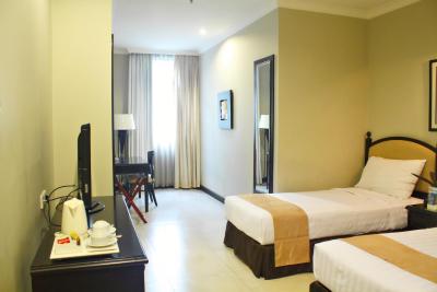 پوری دنپاسار