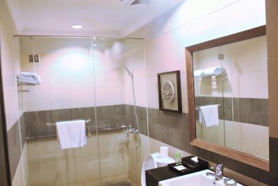 پوری دنپاسار