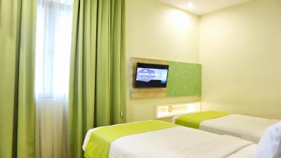 پوری دنپاسار