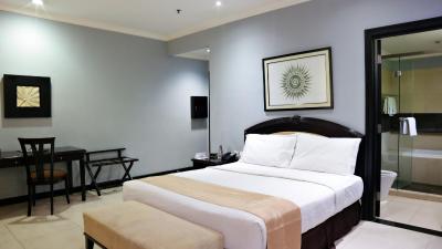 پوری دنپاسار