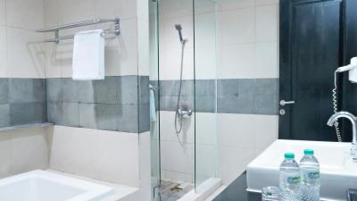 پوری دنپاسار