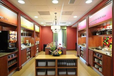 هامپتون این بای هیلتون کرتارو تکنلجیکو