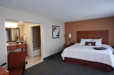 هامپتون این بای هیلتون کرتارو تکنلجیکو