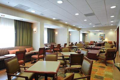 هامپتون این بای هیلتون کرتارو تکنلجیکو