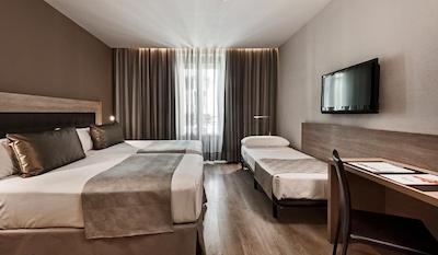 کاتالنیا پلازا مر