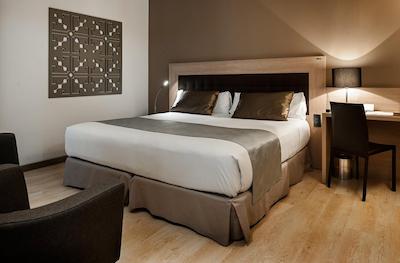 کاتالنیا پلازا مر