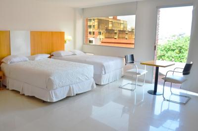 سنسز هتل بوتیک