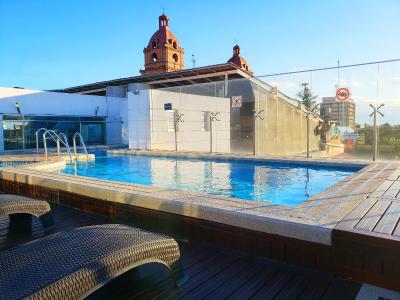 سنسز هتل بوتیک