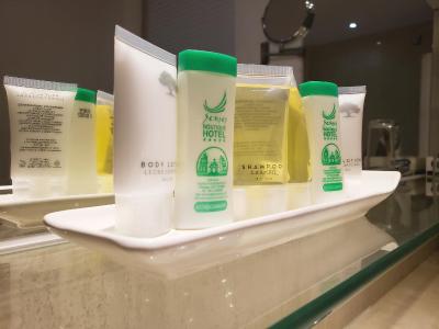 سنسز هتل بوتیک