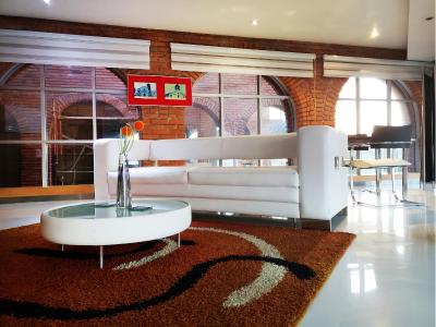 سنسز هتل بوتیک