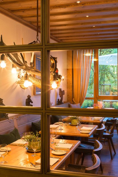 بست وسترن پلاس هتل ویر جاهرسزیتن