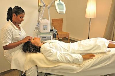 بست وسترن پلاس هتل ویر جاهرسزیتن