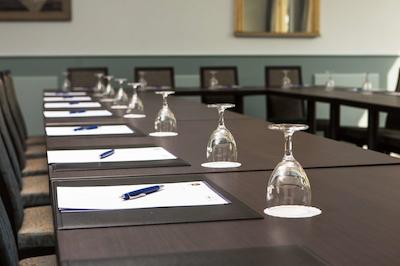 بست وسترن پلاس هتل ویر جاهرسزیتن