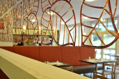 بست وسترن پلاس هتل ویر جاهرسزیتن