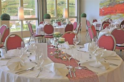 بست وسترن پلاس هتل ویر جاهرسزیتن