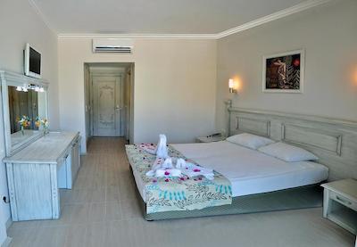 لیف الیت هتل