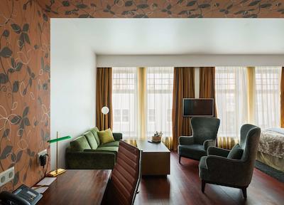 هتل چریستیانیا تیتر