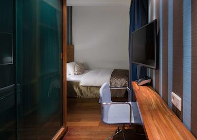 هتل چریستیانیا تیتر