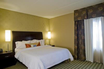 هیلتون گاردن این ایندیاناپلیز نردوست