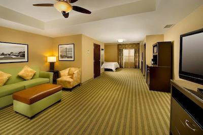 هیلتون گاردن این ایندیاناپلیز نردوست