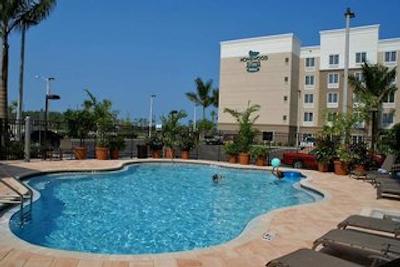 هموود سویتز فرت میرز آیرپرت/فگکو