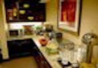 هموود سویتز فرت میرز آیرپرت/فگکو