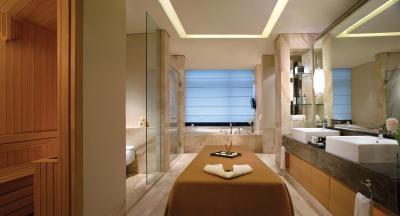 د ریتز کارلتون جاکارتا پاسیفیک پلاس