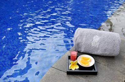 د ریتز کارلتون جاکارتا پاسیفیک پلاس