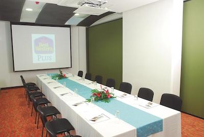 بست وسترن پلاس 93 پارک