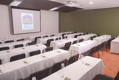 بست وسترن پلاس 93 پارک