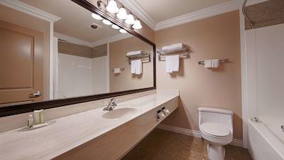 بست وسترن پلاس میراج هتل اند ریزرت