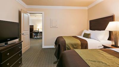 بست وسترن پلاس میراج هتل اند ریزرت