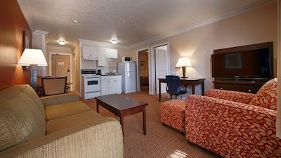 بست وسترن پلاس میراج هتل اند ریزرت