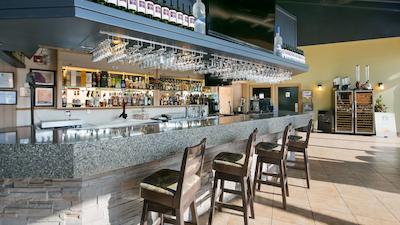 بست وسترن پلاس میراج هتل اند ریزرت