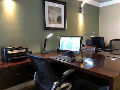 بست وسترن پلاس میراج هتل اند ریزرت