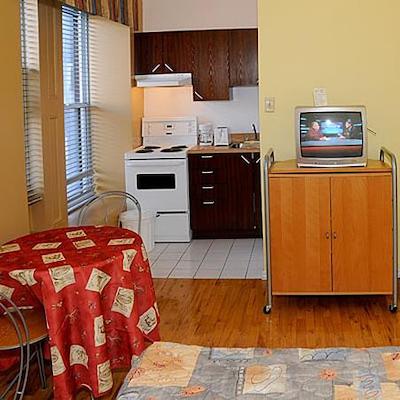 کوارتیر دز اسپکتاکلز