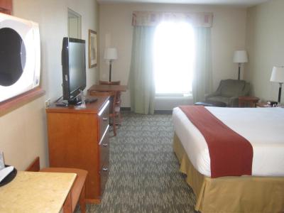 هلید این اکسپرز اند سویتز ادمنتون اسود