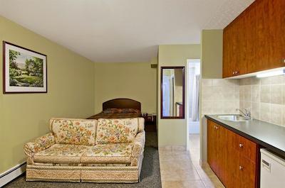 کاناداز بست والو این-بورلینگتون/هامیلتون