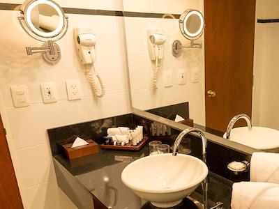 تکنداما سویتز هتل