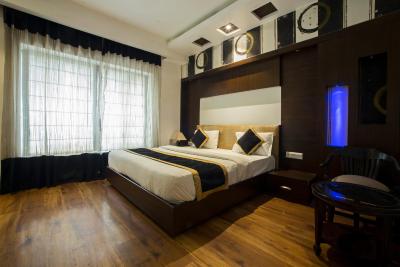 د پیرل نیو دهلی