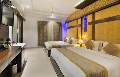 د پیرل نیو دهلی