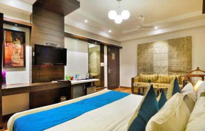 د پیرل نیو دهلی